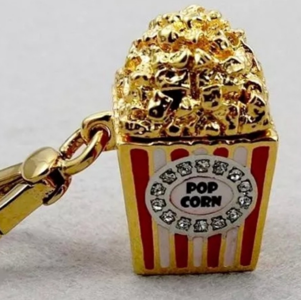 🍿Take me out to the Movies Popcorn 🍿 Never Removed from Original 🎁 NWT